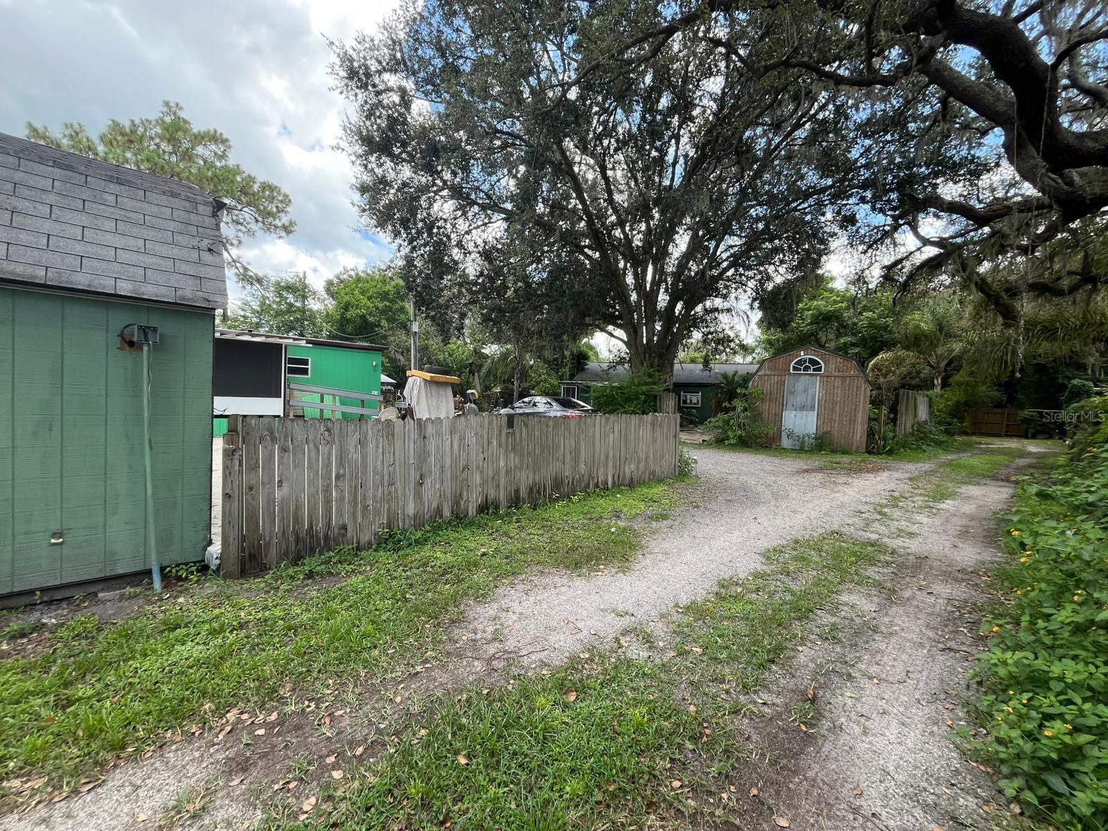 Image 25 of 28 For 38250 Collins Avenue W