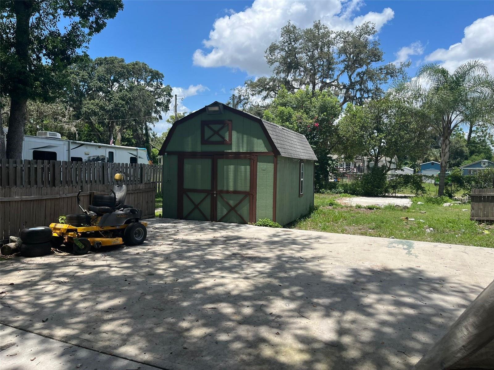 Image 26 of 28 For 38250 Collins Avenue W