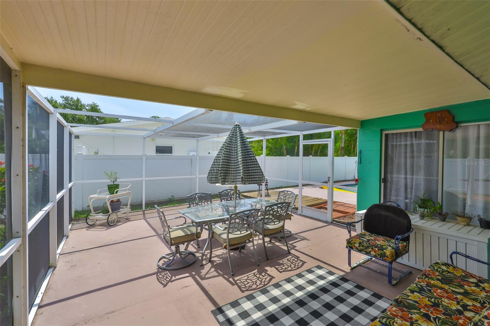 Image 28 of 48 For 8331 14th Way N