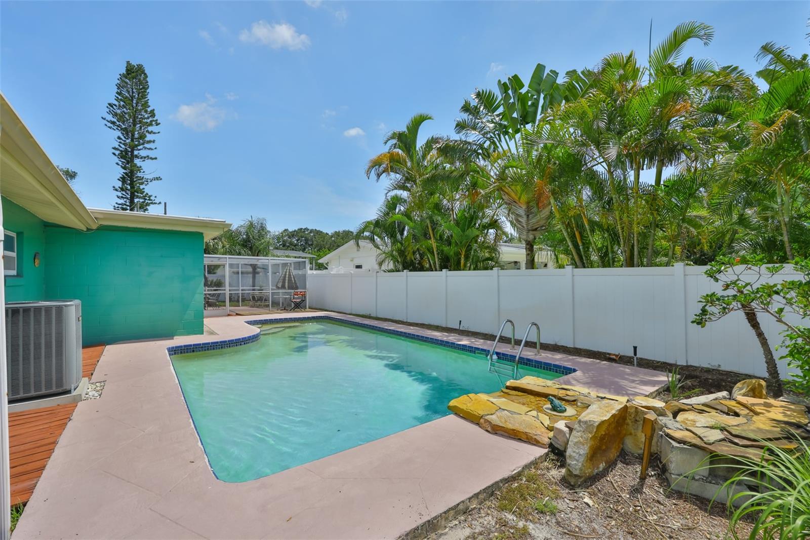 Image 30 of 48 For 8331 14th Way N