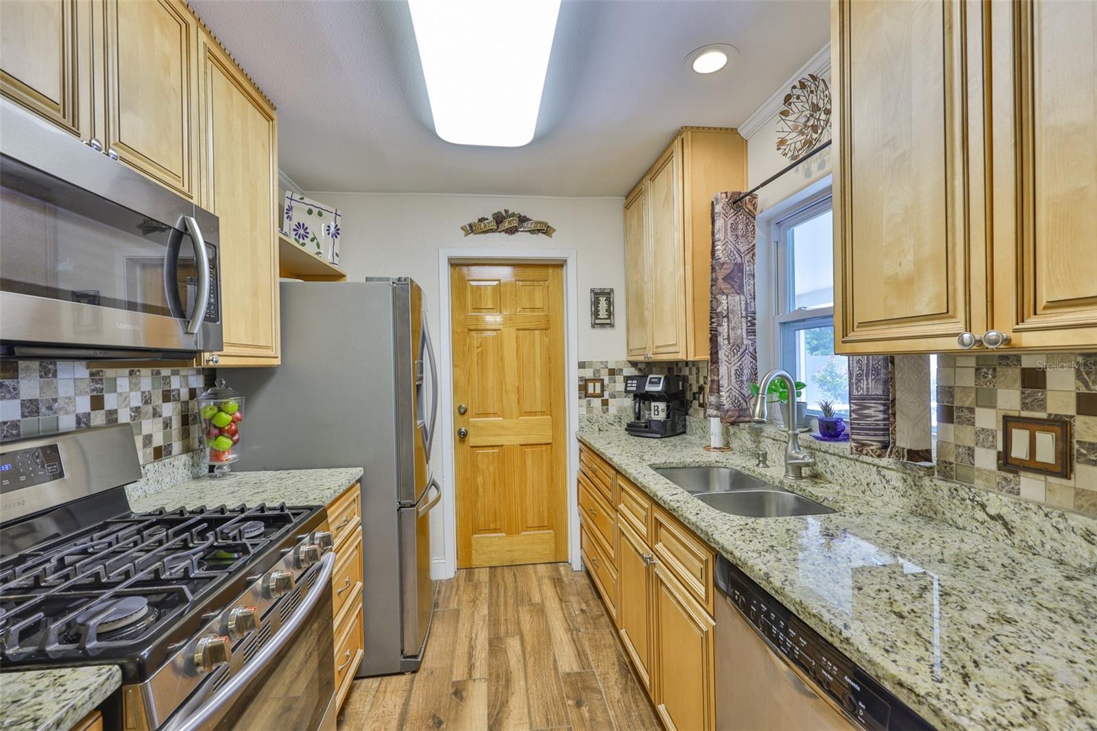 Image 4 of 48 For 8331 14th Way N