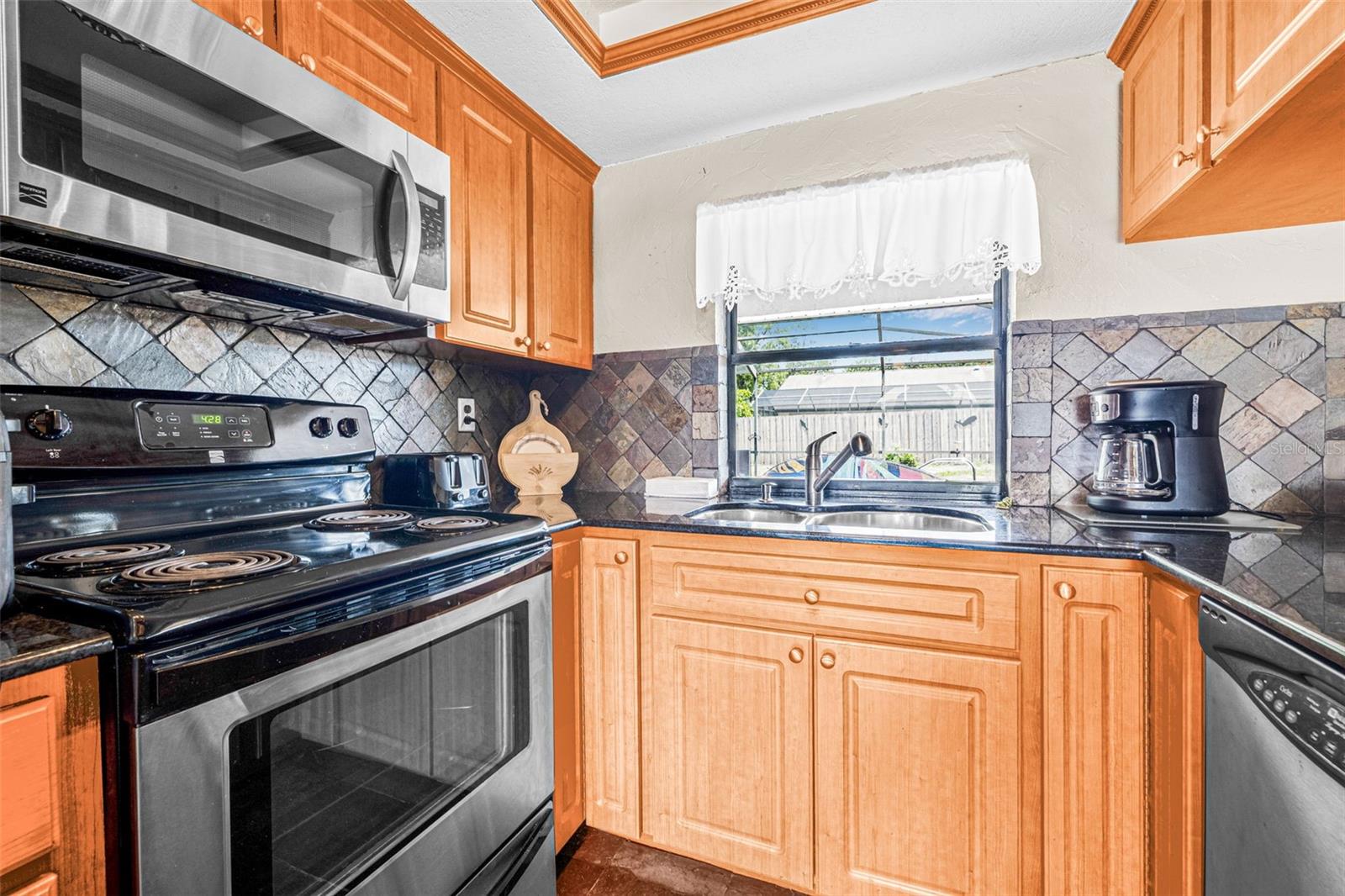 Image 18 of 32 For 10475 Norvell Road