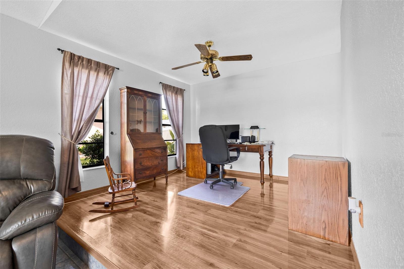 Image 9 of 32 For 10475 Norvell Road