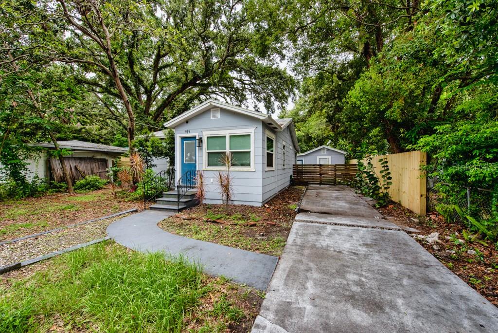 Image 31 of 40 For 919 Flora Street