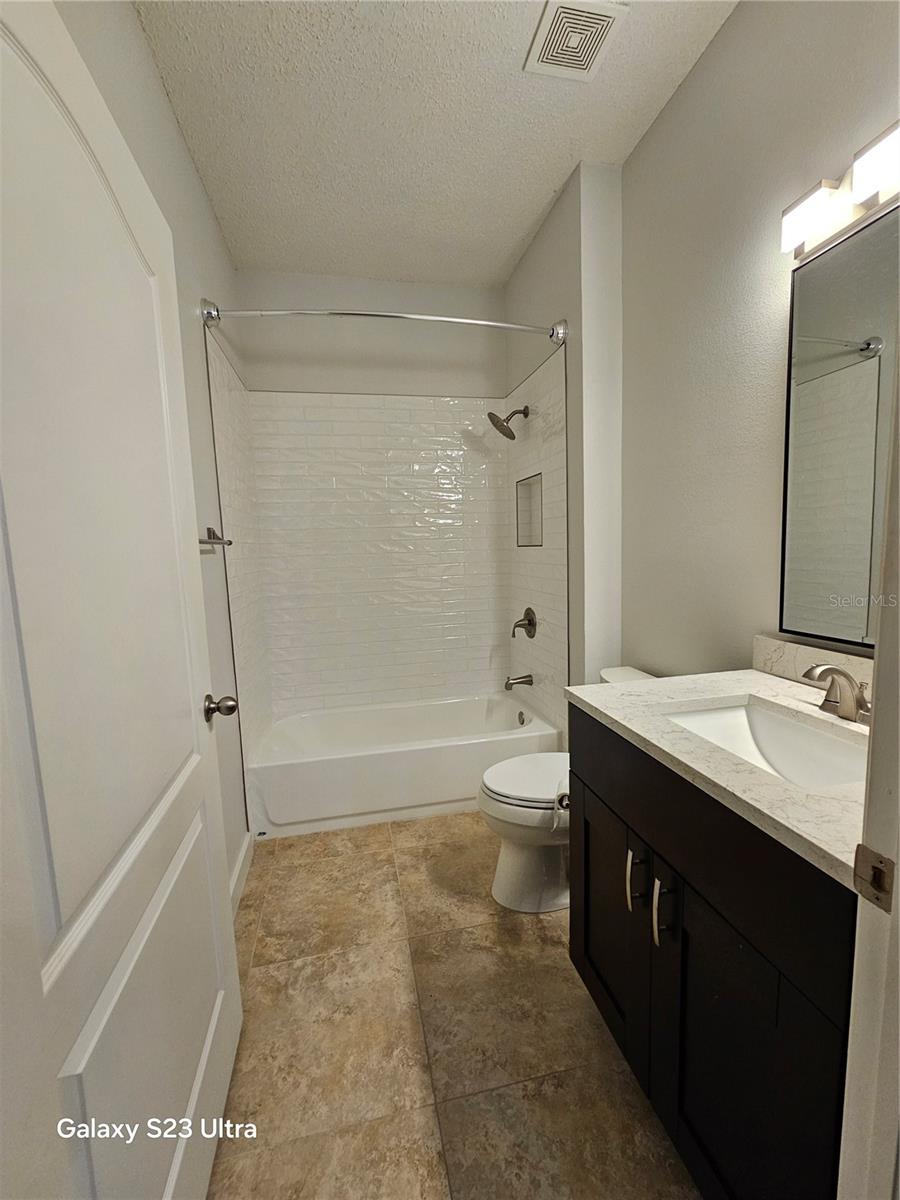 Image 12 of 45 For 9852 Bridgeton Drive