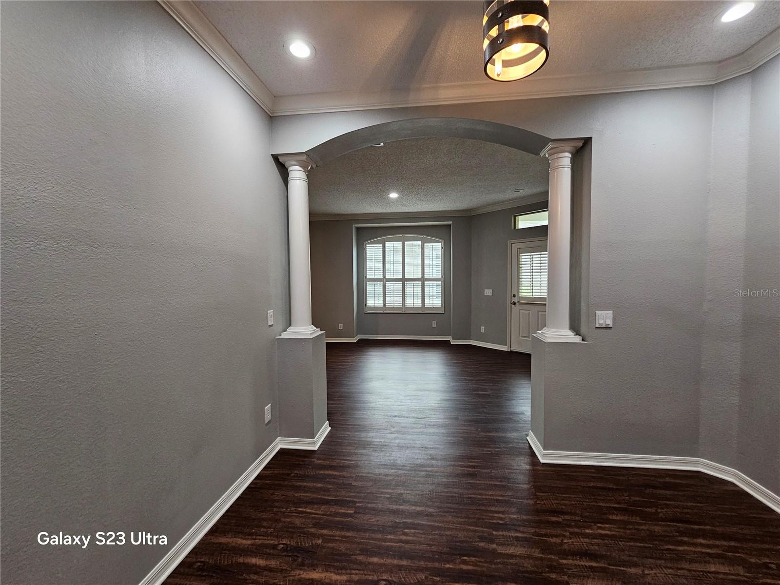 Image 23 of 45 For 9852 Bridgeton Drive