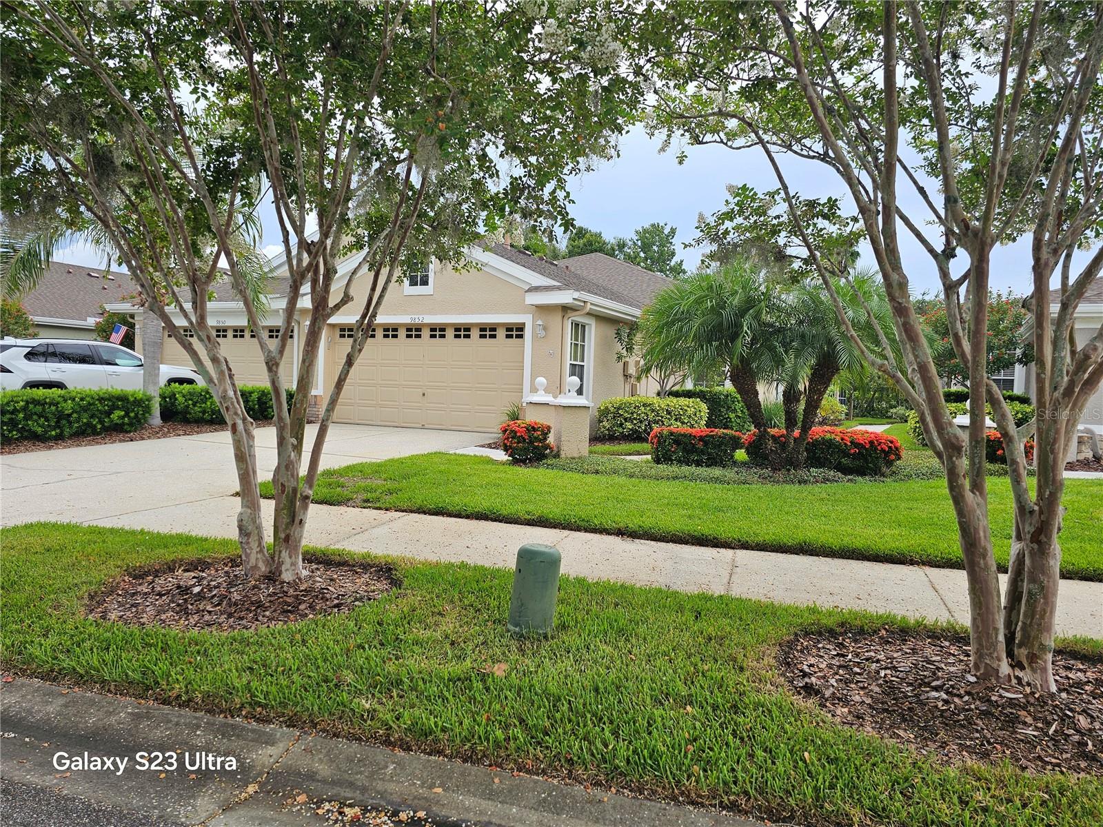 Image 3 of 45 For 9852 Bridgeton Drive