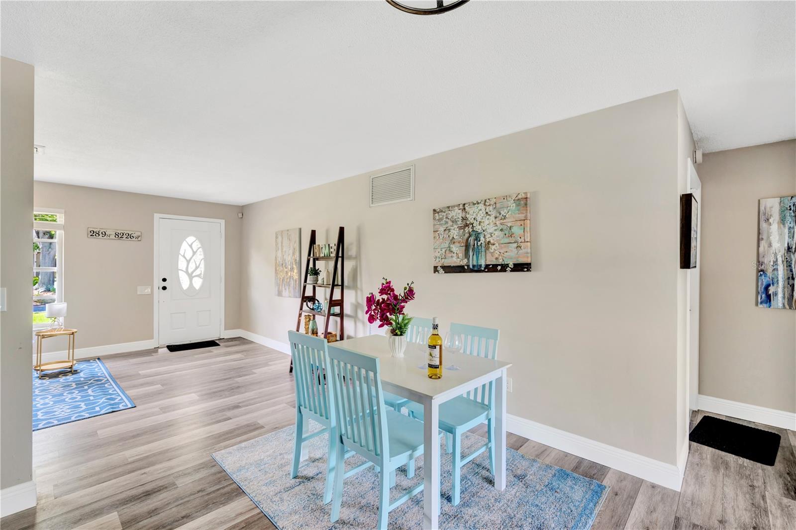Image 13 of 31 For 11361 88th Avenue