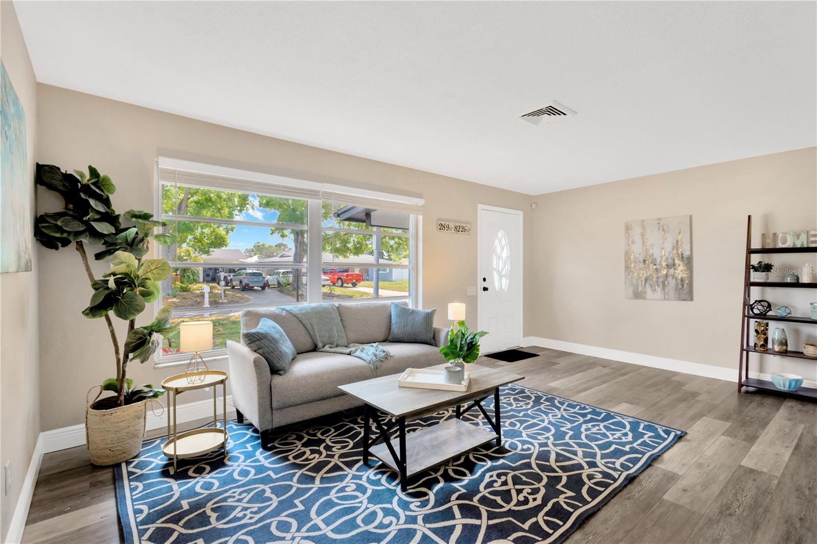 Image 14 of 31 For 11361 88th Avenue