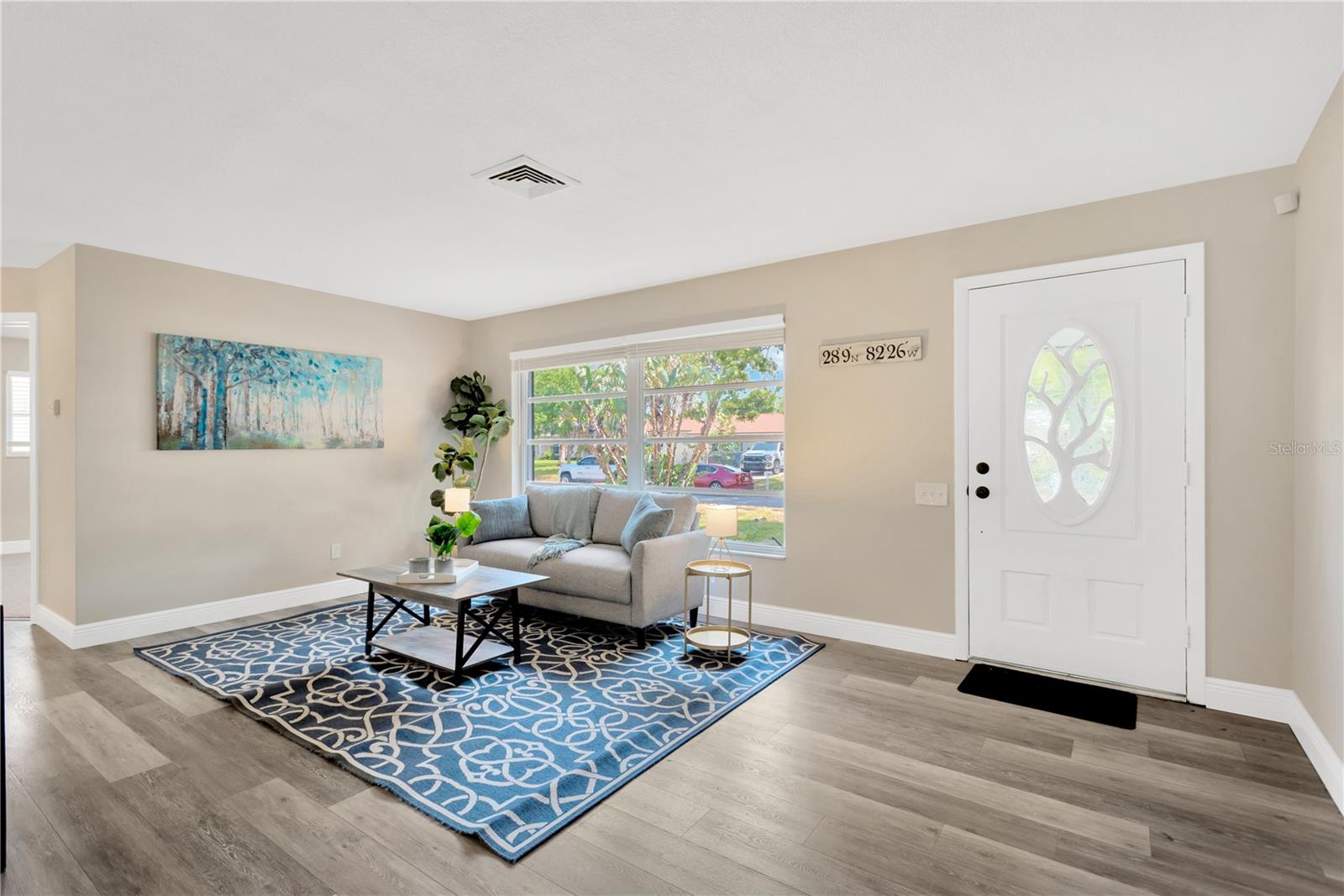 Image 5 of 31 For 11361 88th Avenue