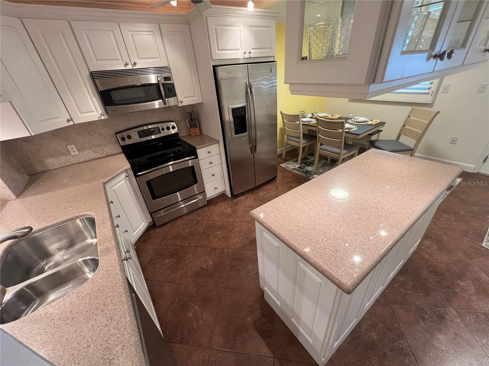 Image 11 of 61 For 121 1st Street E 205
