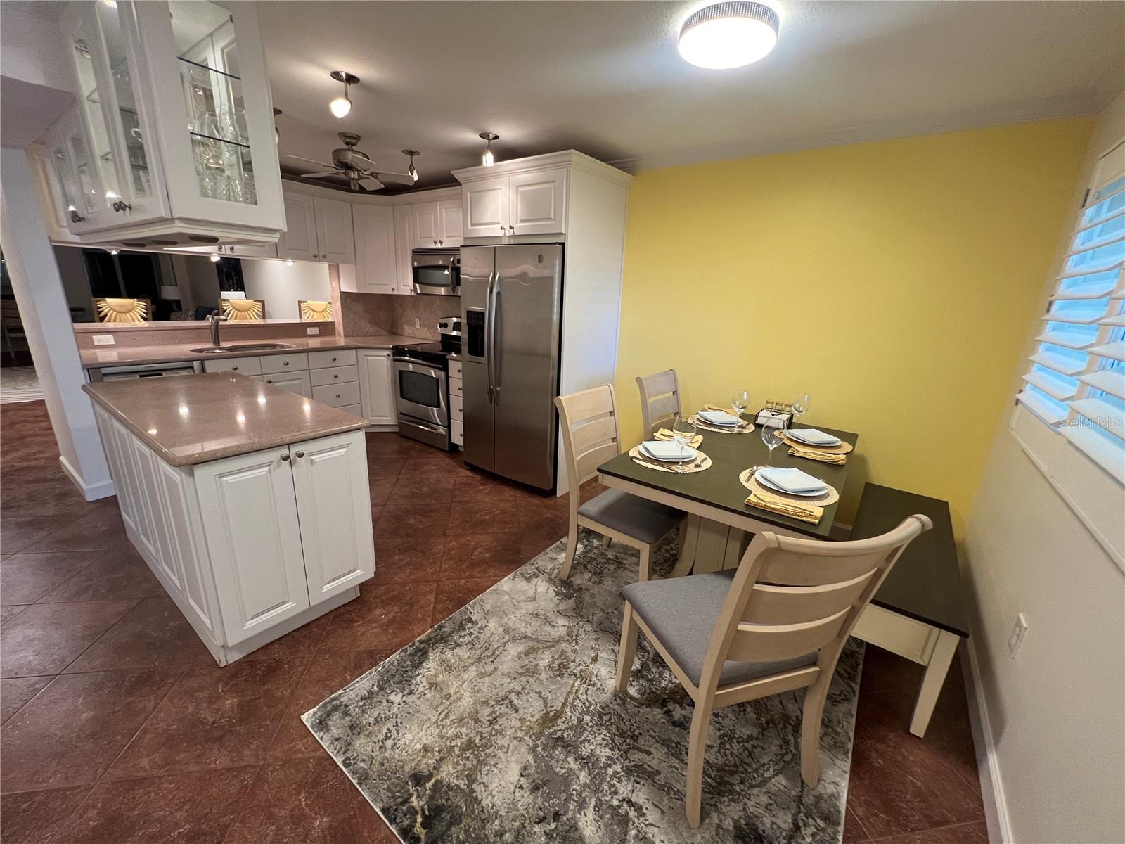 Image 16 of 61 For 121 1st Street E 205
