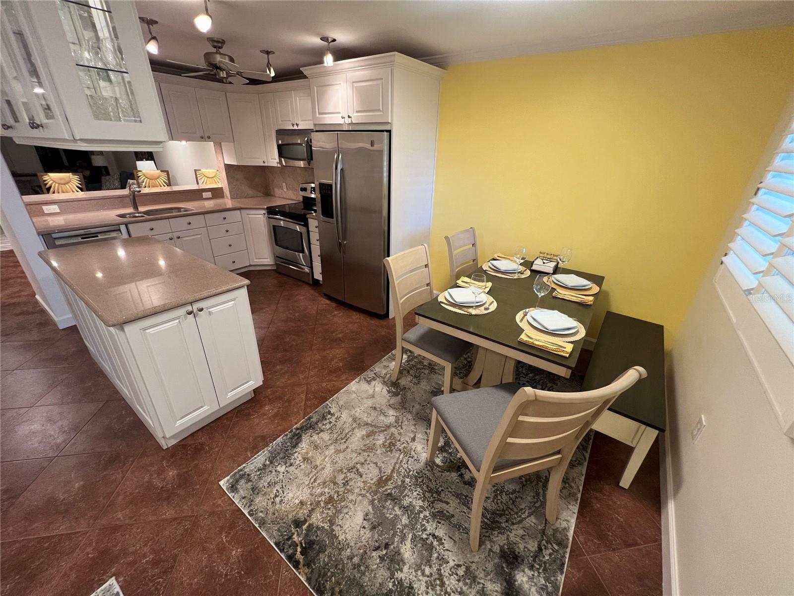 Image 18 of 61 For 121 1st Street E 205