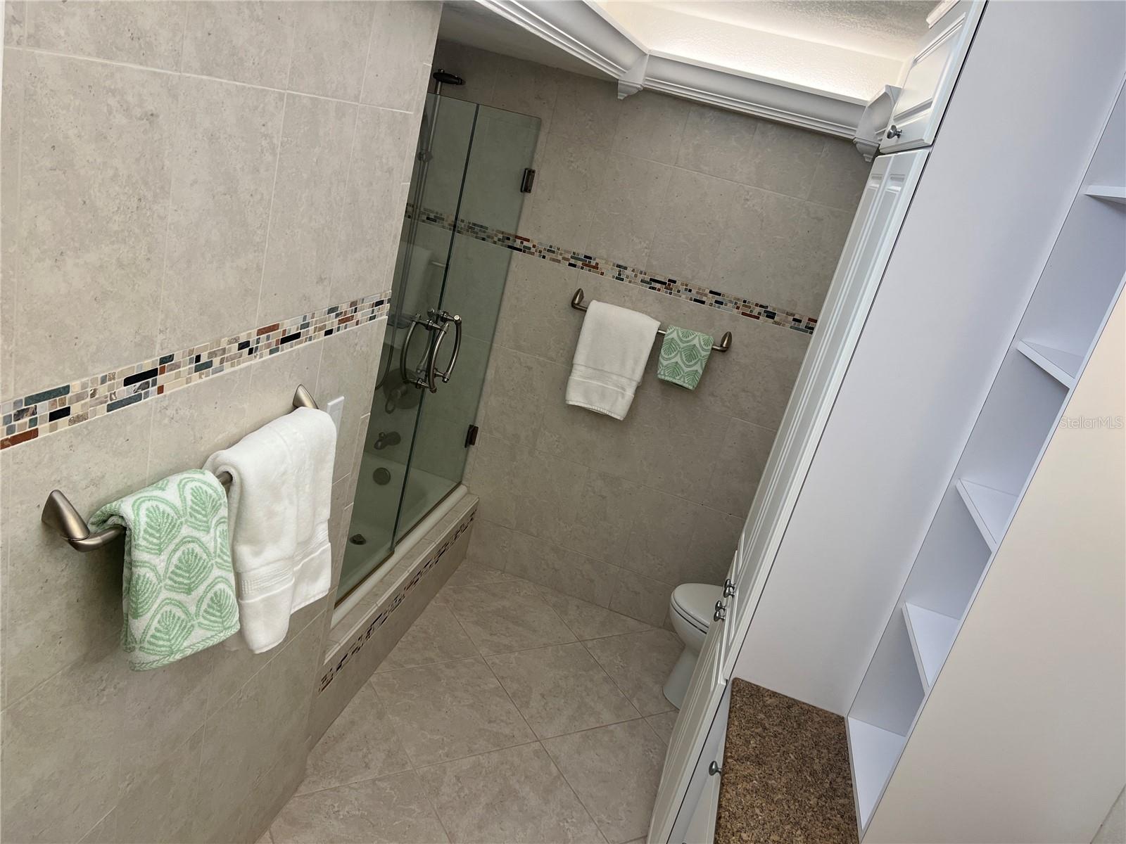 Image 40 of 61 For 121 1st Street E 205