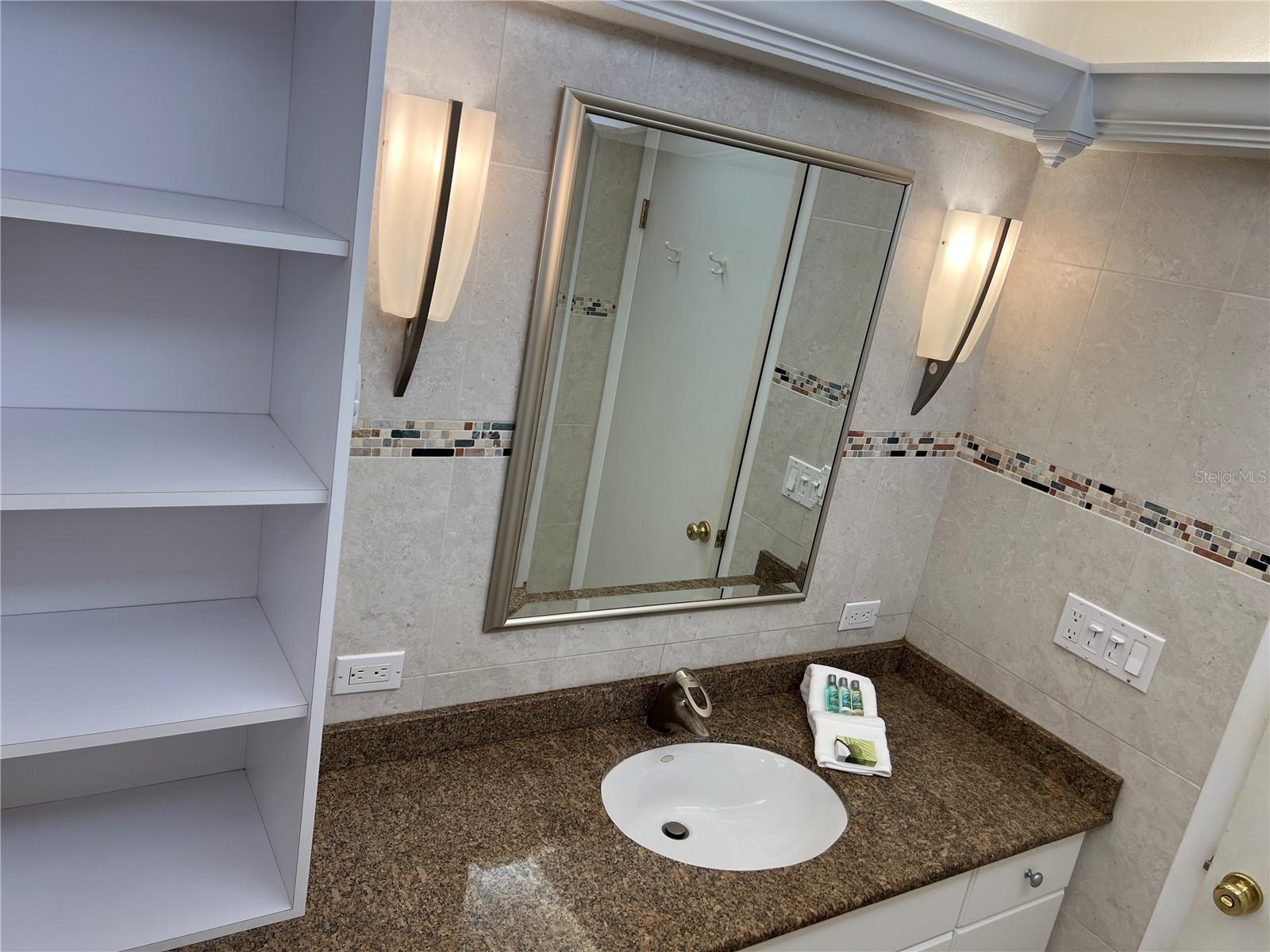 Image 45 of 61 For 121 1st Street E 205