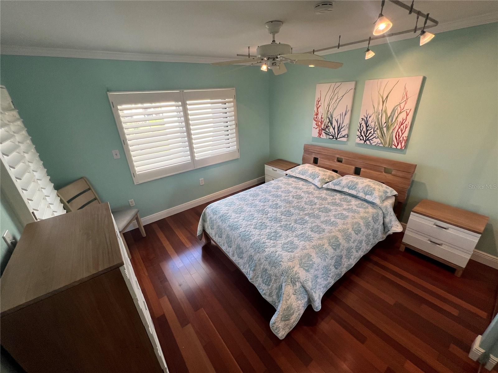 Image 46 of 61 For 121 1st Street E 205