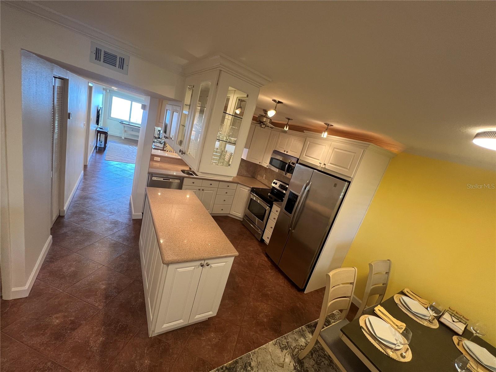 Image 8 of 61 For 121 1st Street E 205