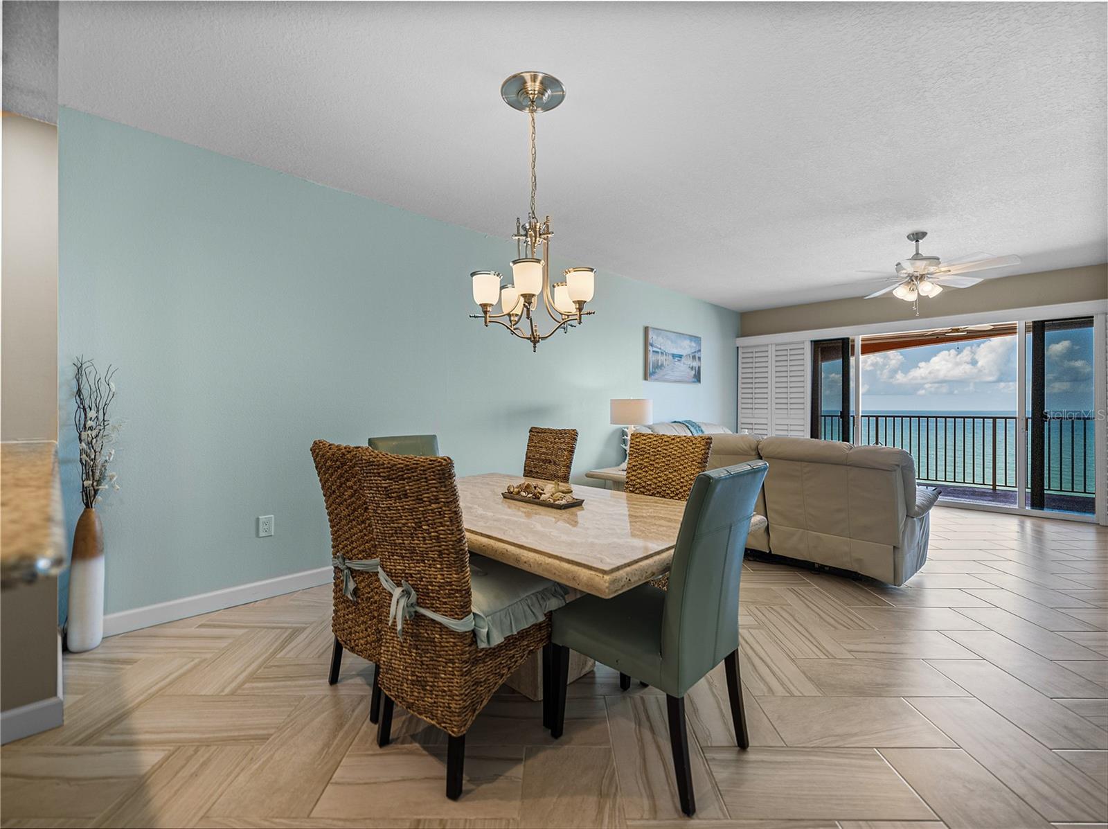 Image 10 of 78 For 16500 Gulf Boulevard 753