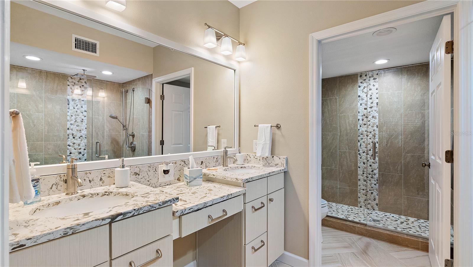 Image 25 of 78 For 16500 Gulf Boulevard 753