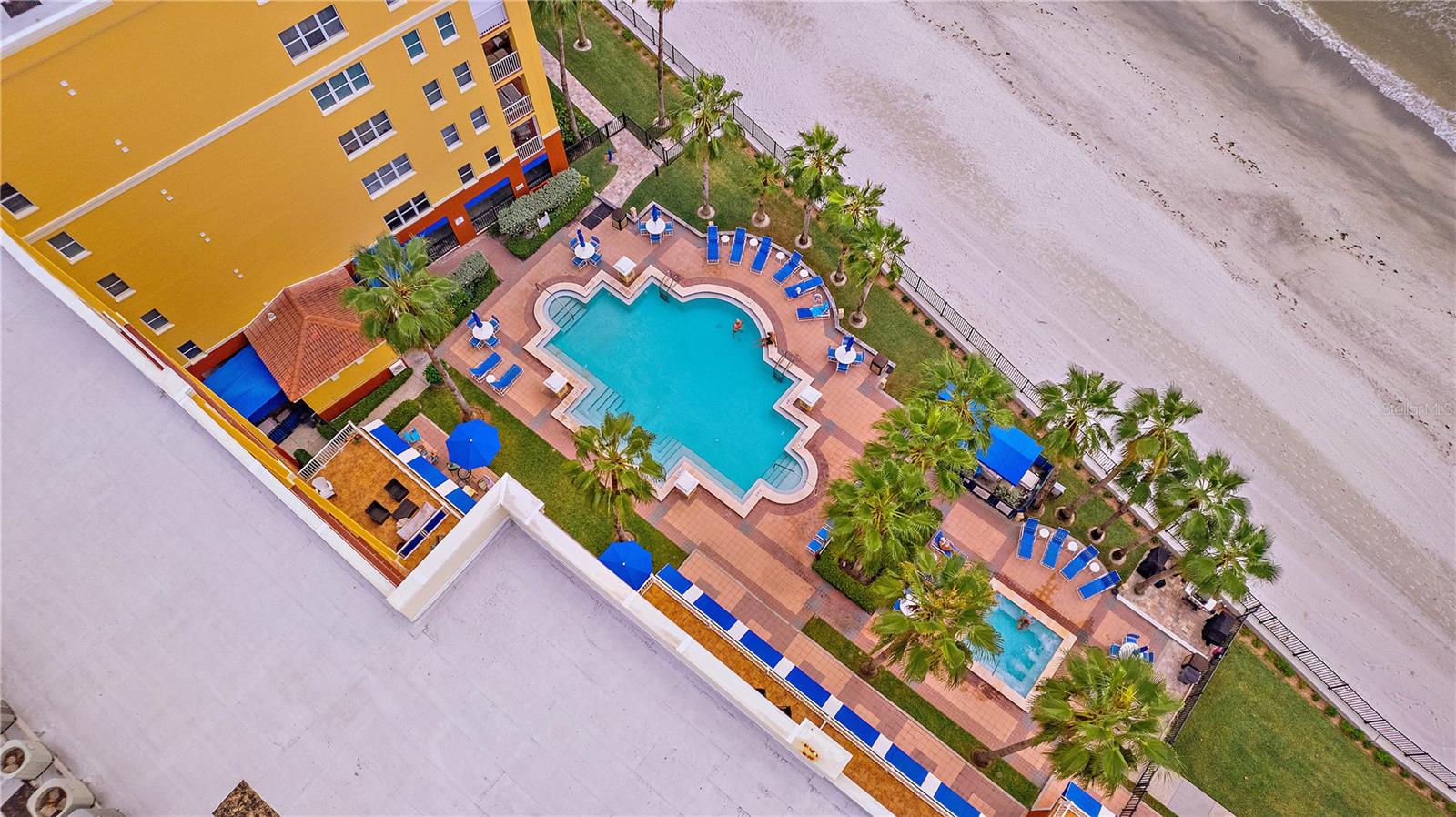 Image 47 of 78 For 16500 Gulf Boulevard 753
