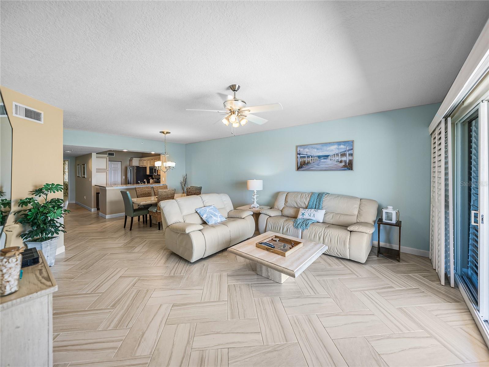 Image 5 of 78 For 16500 Gulf Boulevard 753