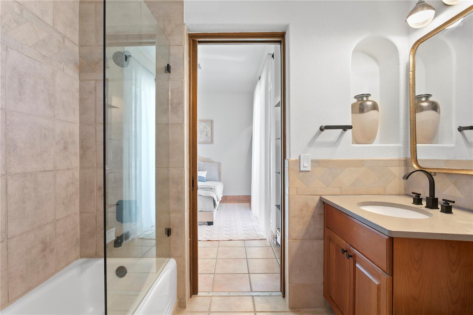 Image 29 of 54 For 8440 Gulf Boulevard