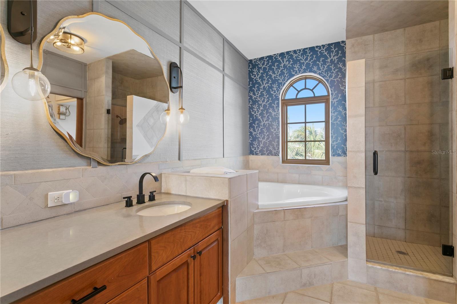 Image 41 of 54 For 8440 Gulf Boulevard