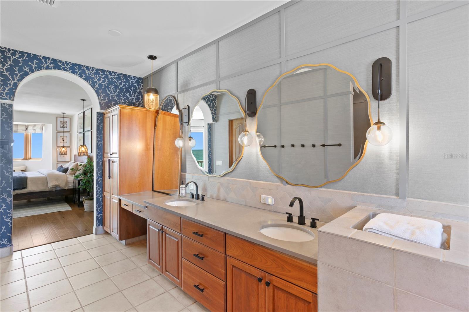 Image 43 of 54 For 8440 Gulf Boulevard