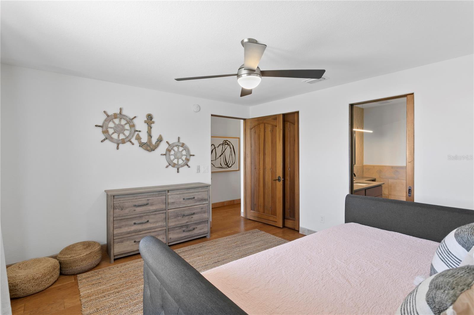 Image 47 of 54 For 8440 Gulf Boulevard