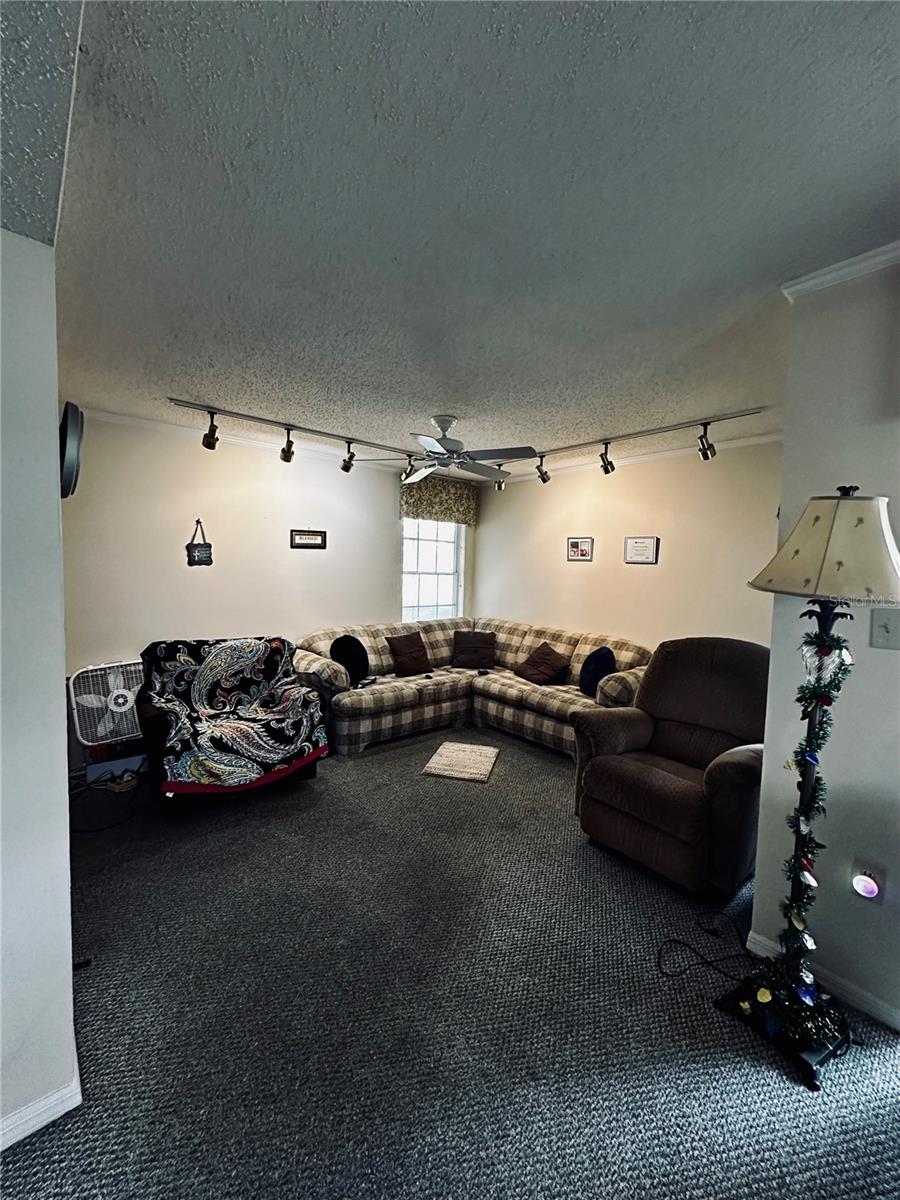 Image 10 of 36 For 8350 Savannah Trace Circle 201