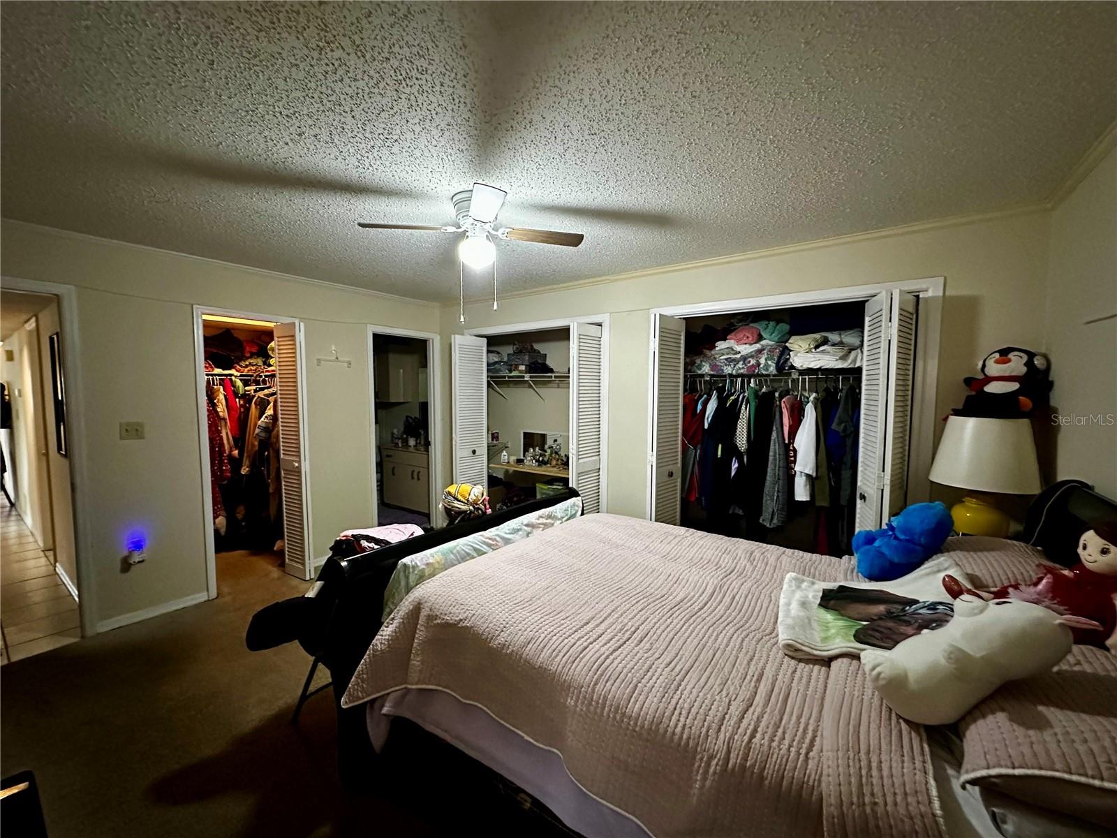 Image 21 of 36 For 8350 Savannah Trace Circle 201