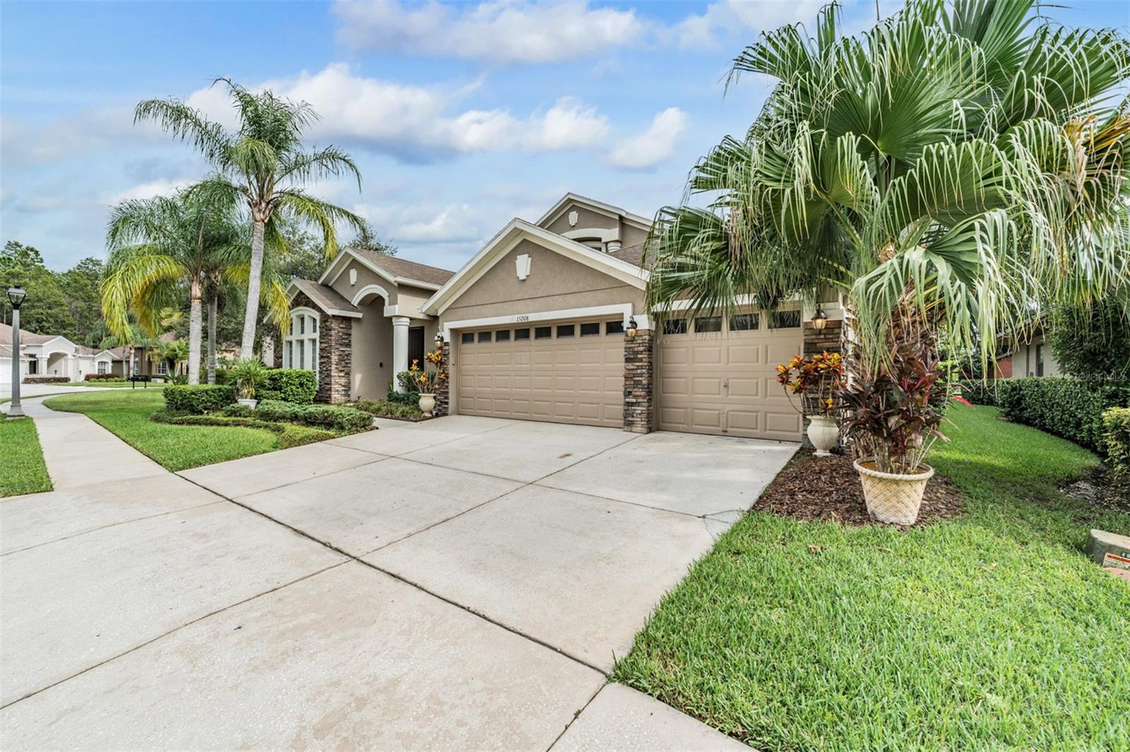 Image 6 of 51 For 15208 Wind Whisper Drive