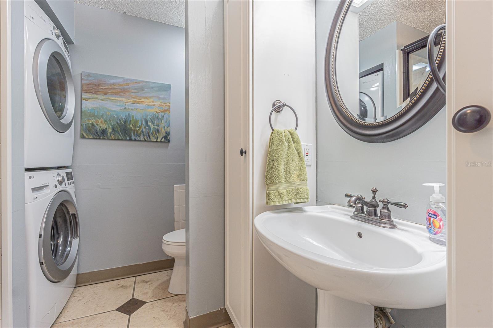 Image 20 of 25 For 1 Windrush Boulevard 54