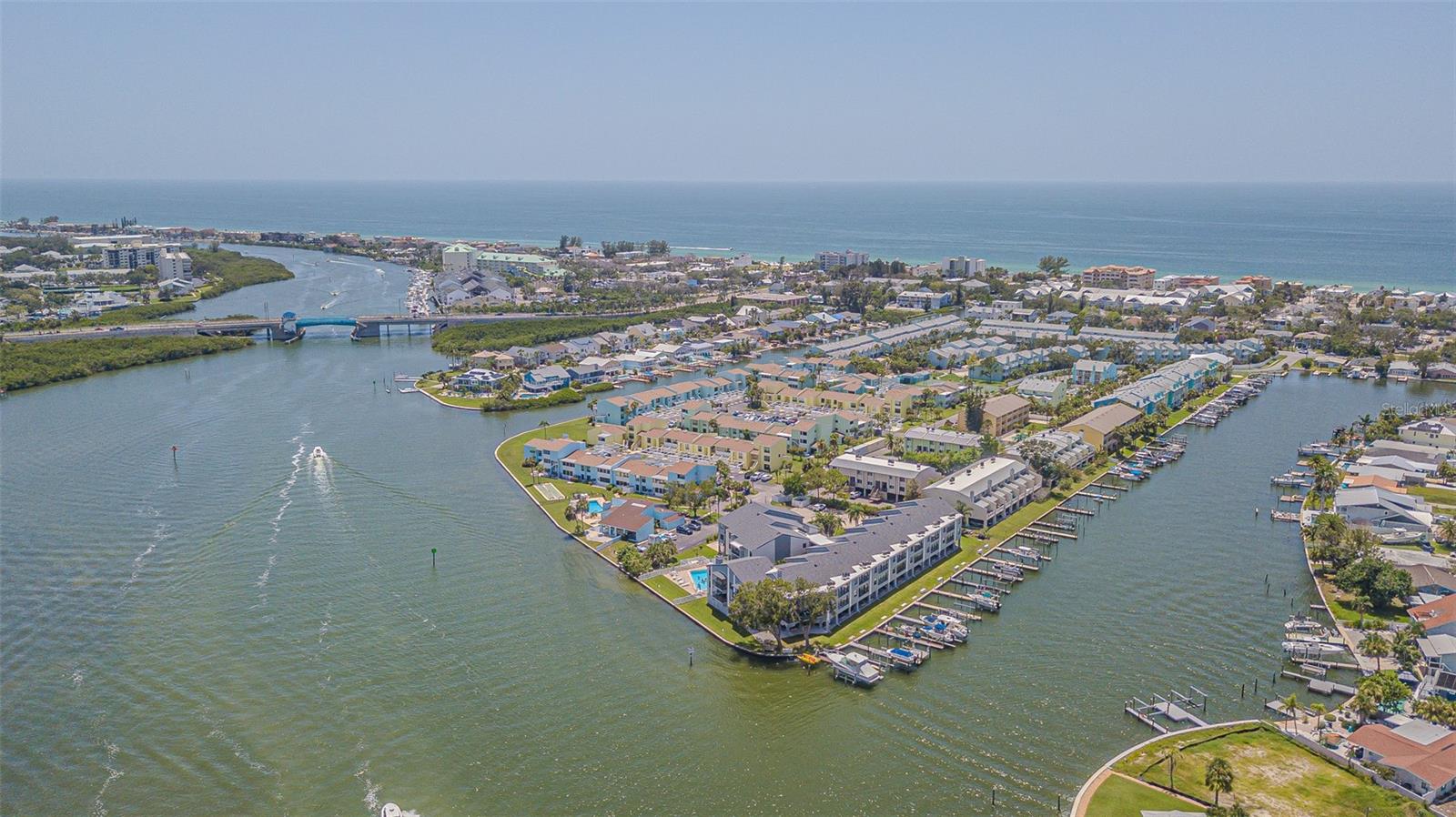 Image 34 of 37 For 1 Windrush Boulevard 54