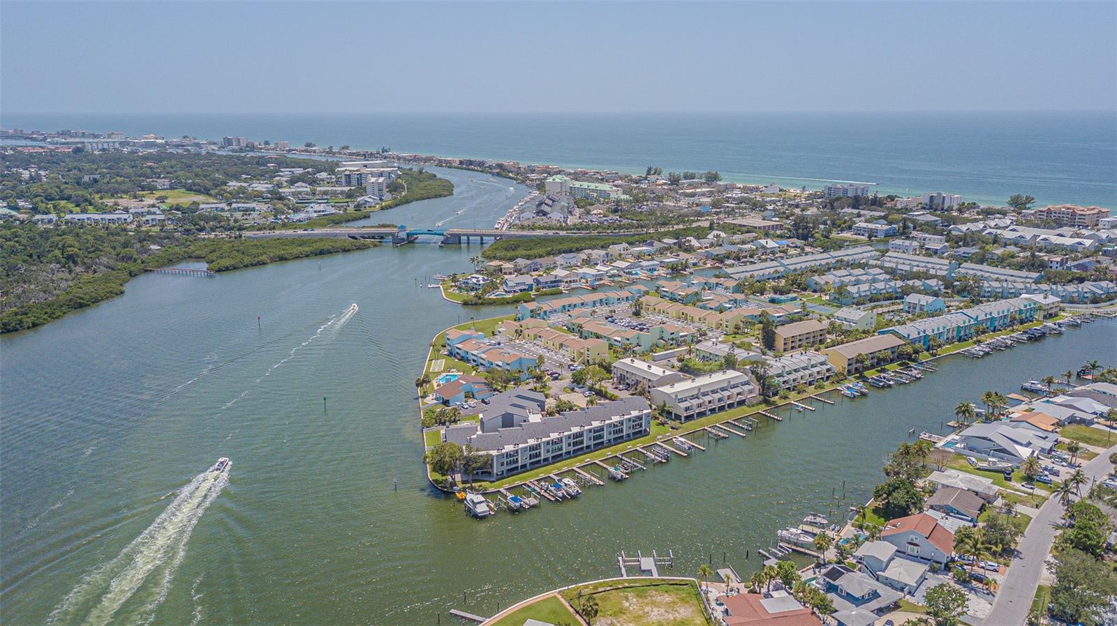 Image 35 of 37 For 1 Windrush Boulevard 54