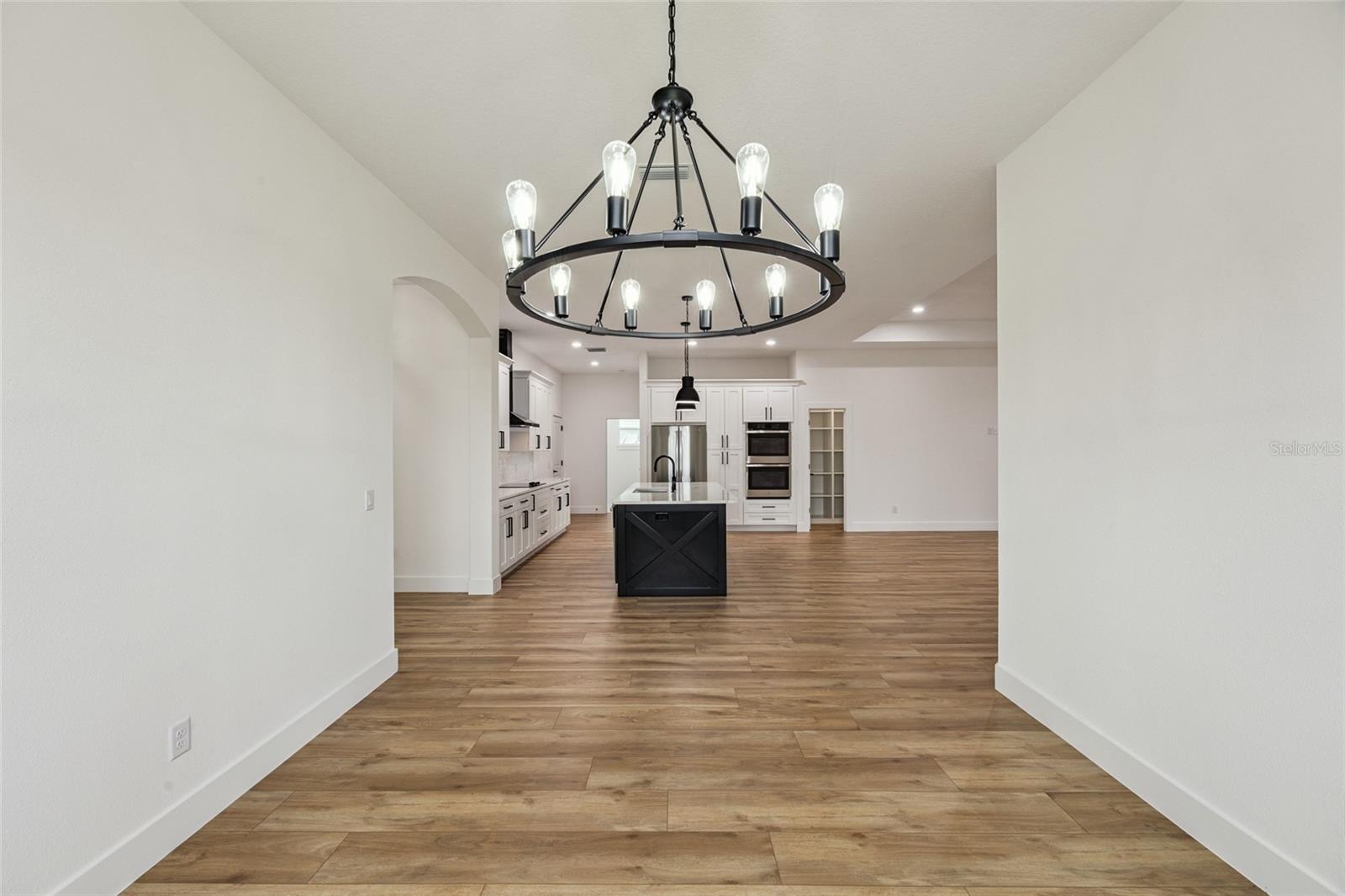 Image 7 of 41 For 38151 Sunset Avenue