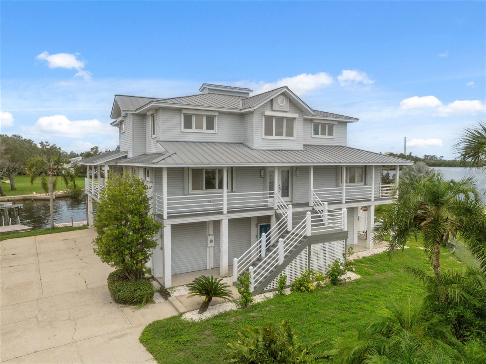 Details for 1906 Gulfview Drive, HOLIDAY, FL 34691
