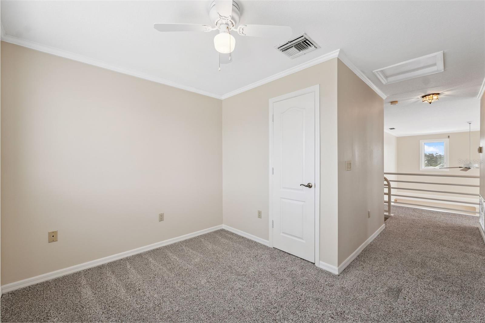 Listing photo id 22 for 1906 Gulfview Drive