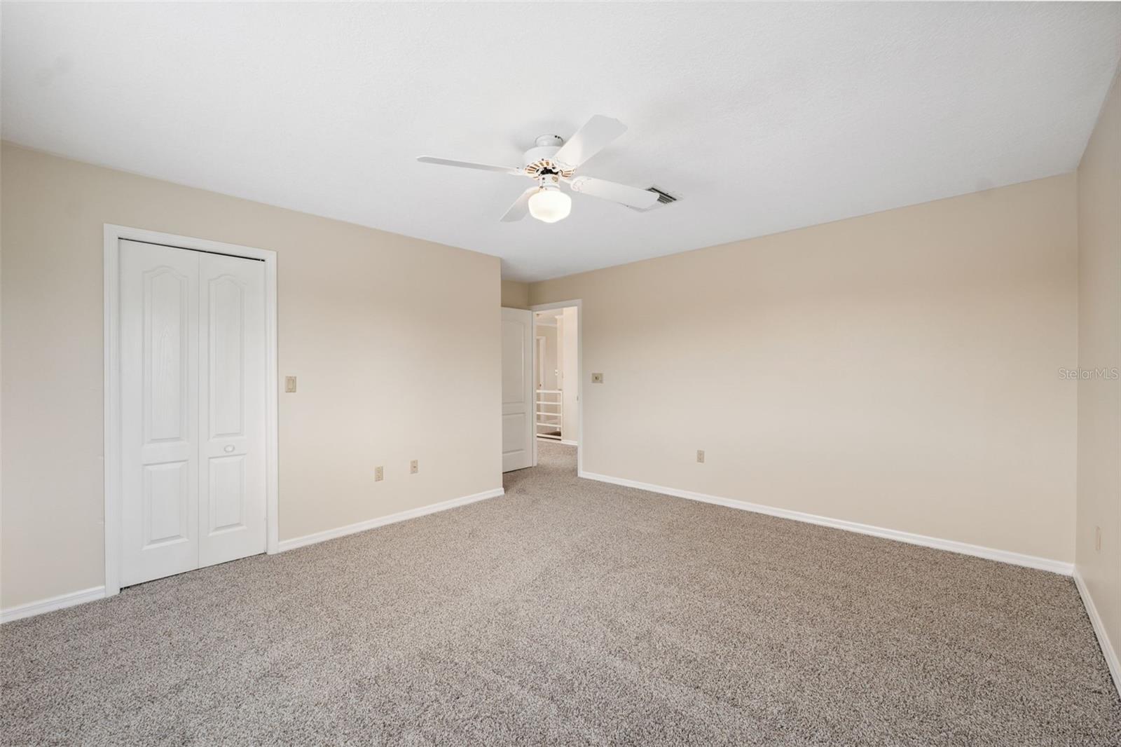Listing photo id 30 for 1906 Gulfview Drive
