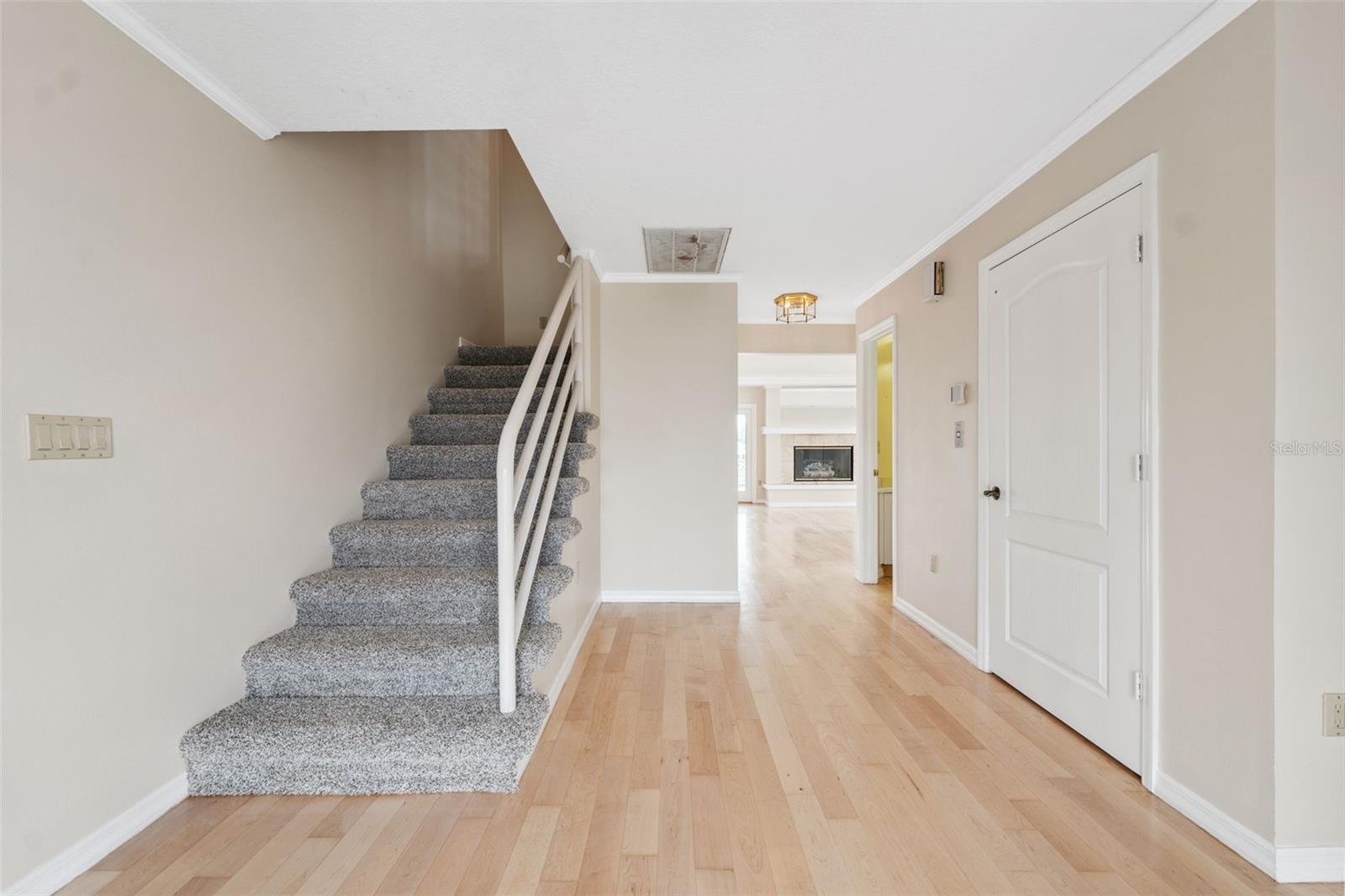 Listing photo id 6 for 1906 Gulfview Drive