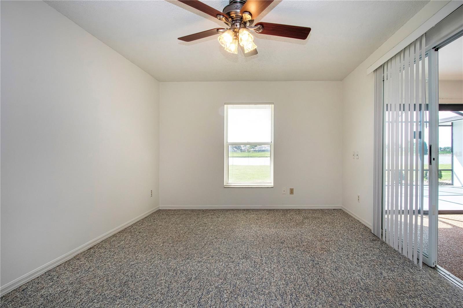 Image 35 of 60 For 2016 New Bedford Drive