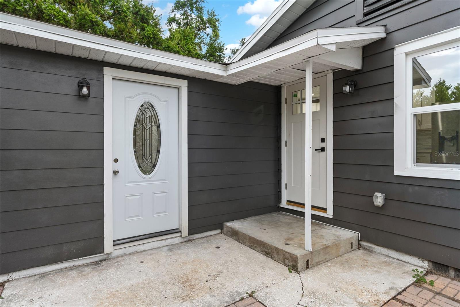 Image 12 of 20 For 1160 Edgewood Drive