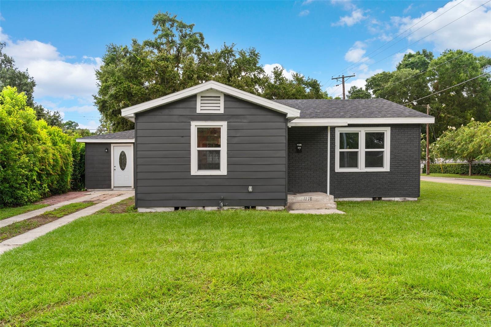 Image 2 of 20 For 1160 Edgewood Drive