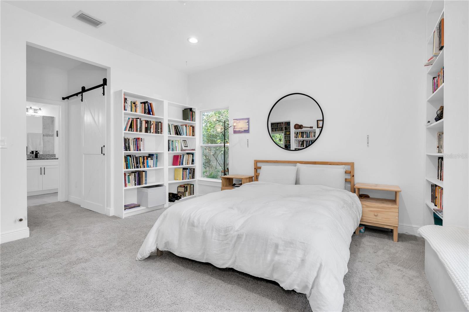 Image 15 of 43 For 1111 Melrose Avenue S