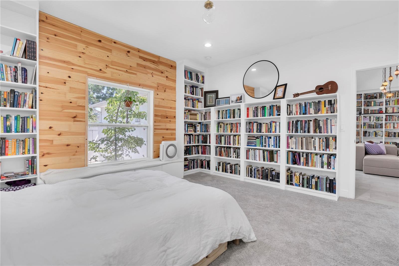 Image 16 of 43 For 1111 Melrose Avenue S
