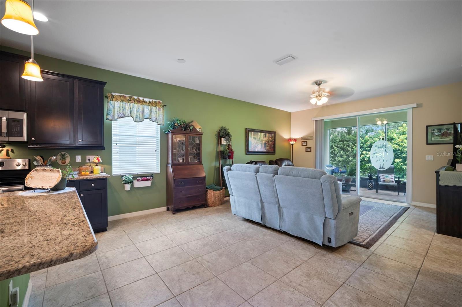 Image 10 of 25 For 29405 Cochiti Lake Drive