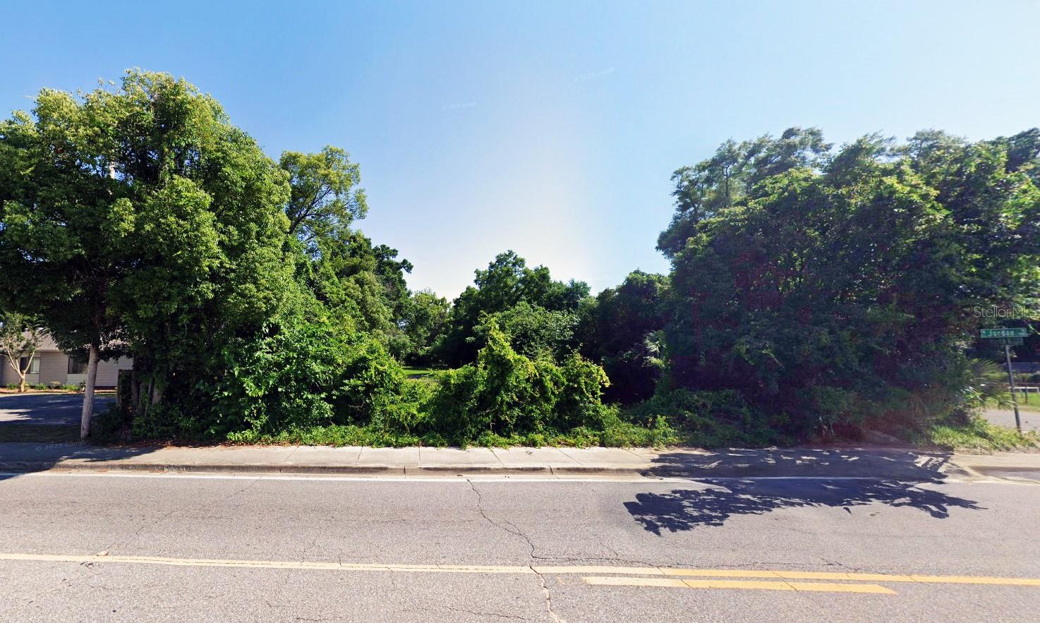 Image 2 of 2 For 1420 Hernandez Street