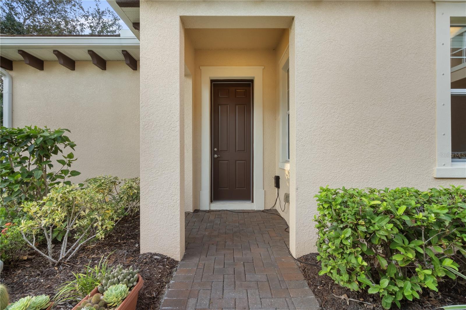 Image 45 of 65 For 933 Riverscape Street