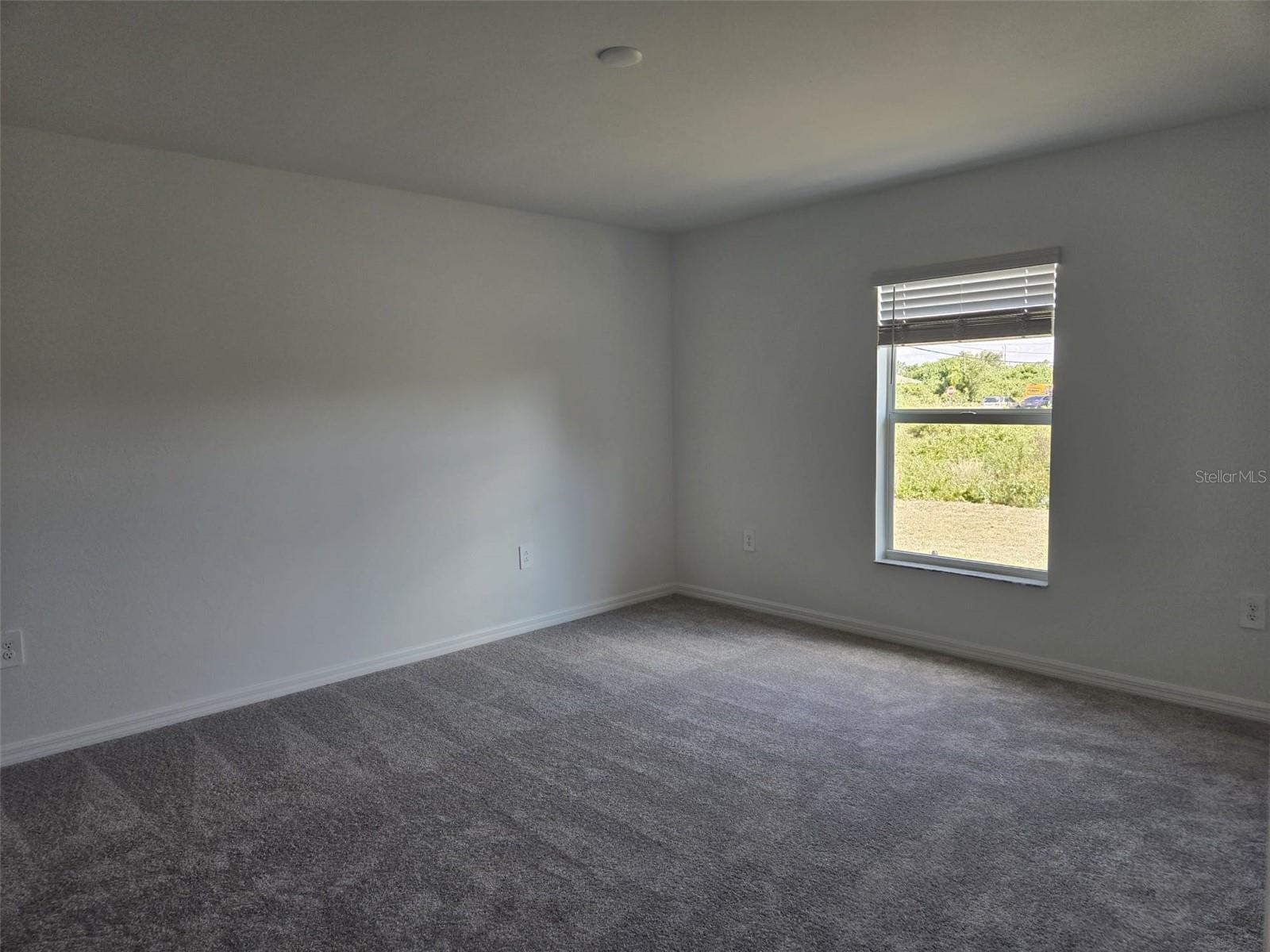 Image 12 of 20 For 3403 34 Street Sw
