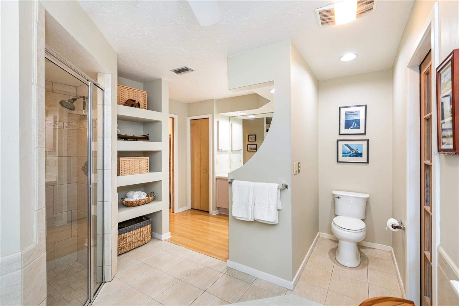 Image 18 of 43 For 4424 Friar Tuck Lane